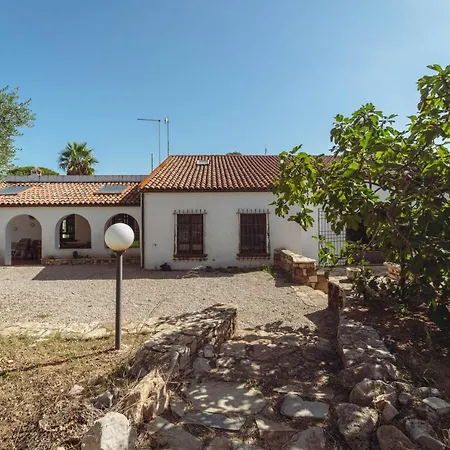 וילה Sant'anna